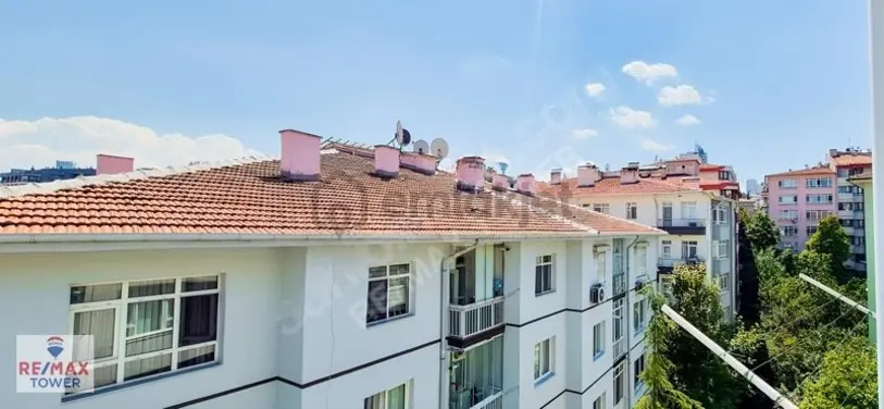 Güvenevlerde Refik Belendir Caddesi Üzerinde 3+1 Ferah Daire! - 10