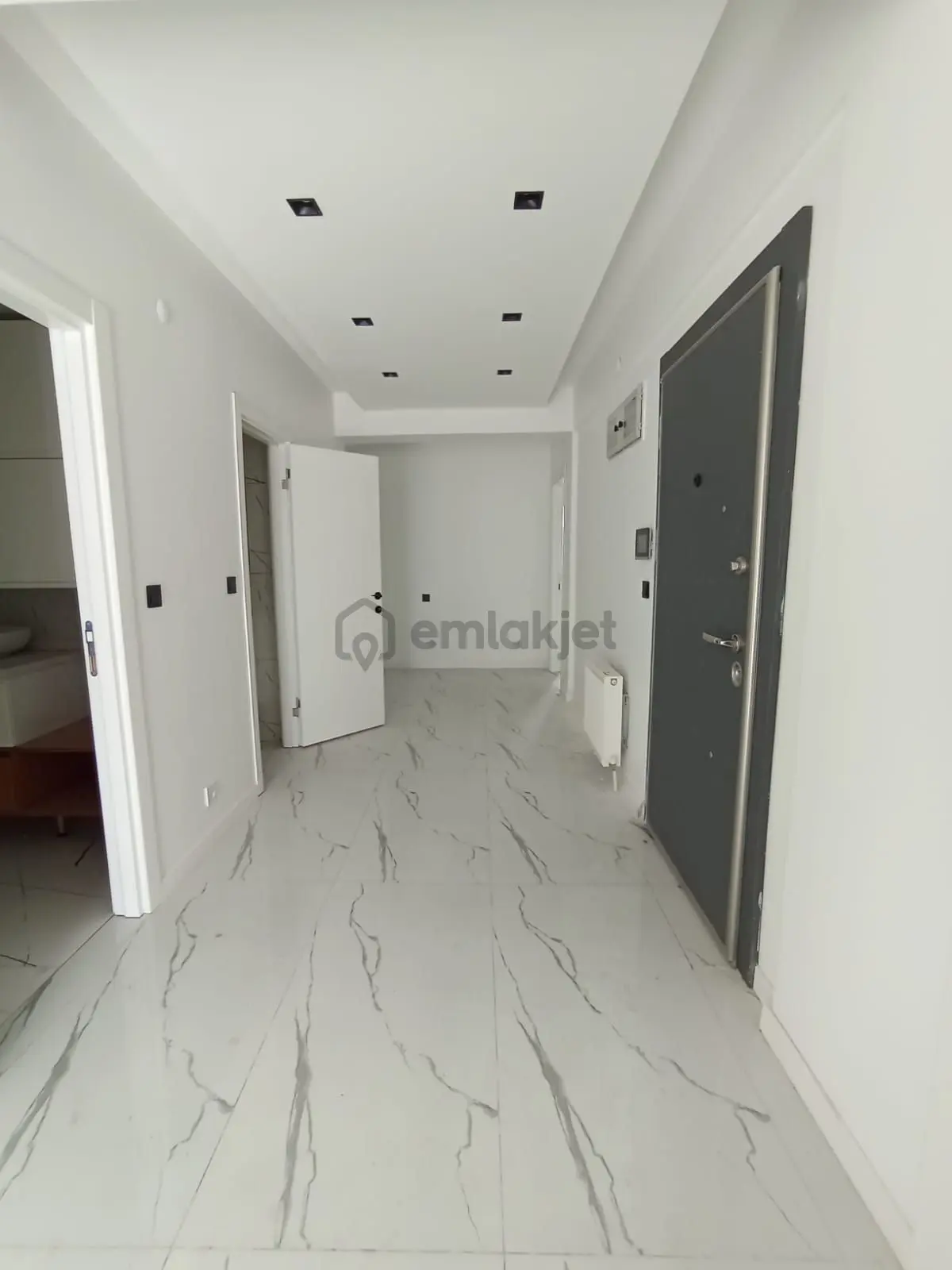 Çamlıca’da Sıfır 3+1 Lüks Daire - 21