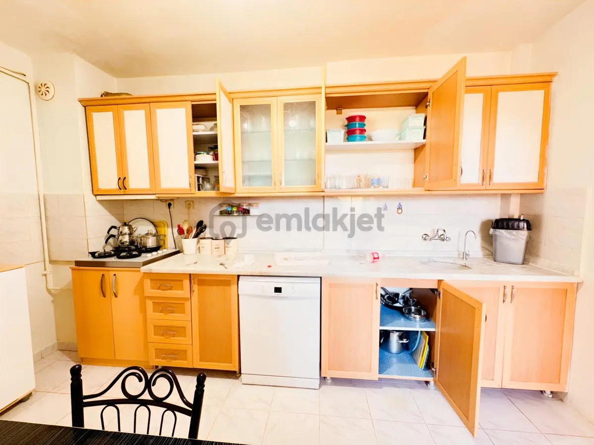 Doğantepe'de, Giriş Kat, 3+1, Site İçinde, Ana Caddede Daire! - 5