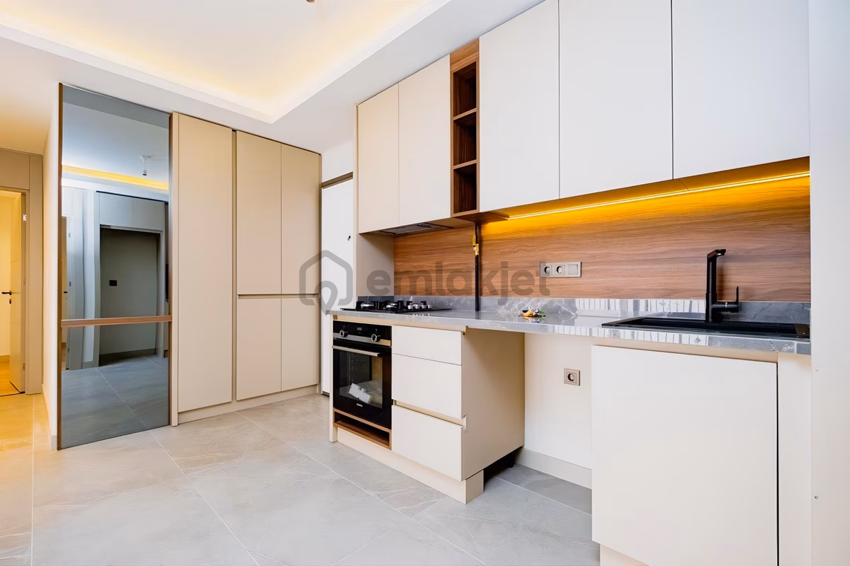 Muratpaşa Üçgen Mahallesinde Sıfır Binada 140 M² 3+1 Satılık - 16