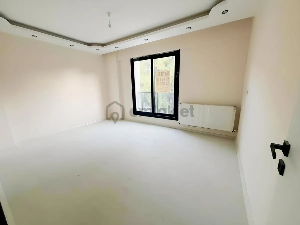 Yunusemre Tevfikiye Mahallesinde Satılık Sıfır 3+1 Daire - 4