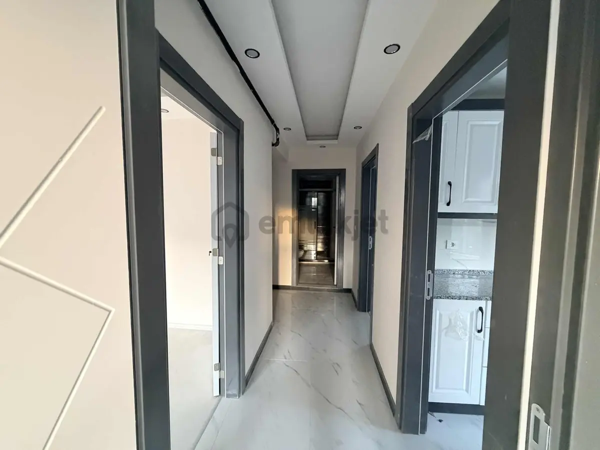 Yunusemre Tevfikiye Mahallesinde Satılık Sıfır 3+1 Daire - 11