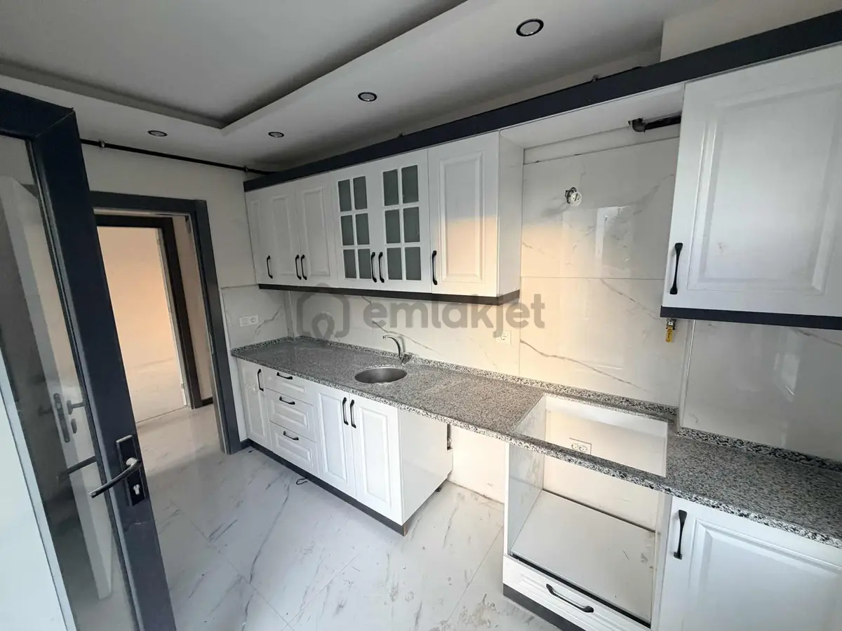 Yunusemre Tevfikiye Mahallesinde Satılık Sıfır 3+1 Daire - 7