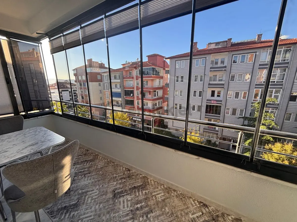 Ata Cd. Kafkas Evleri Cami Yanı Satılık 3+1 Daire - 17
