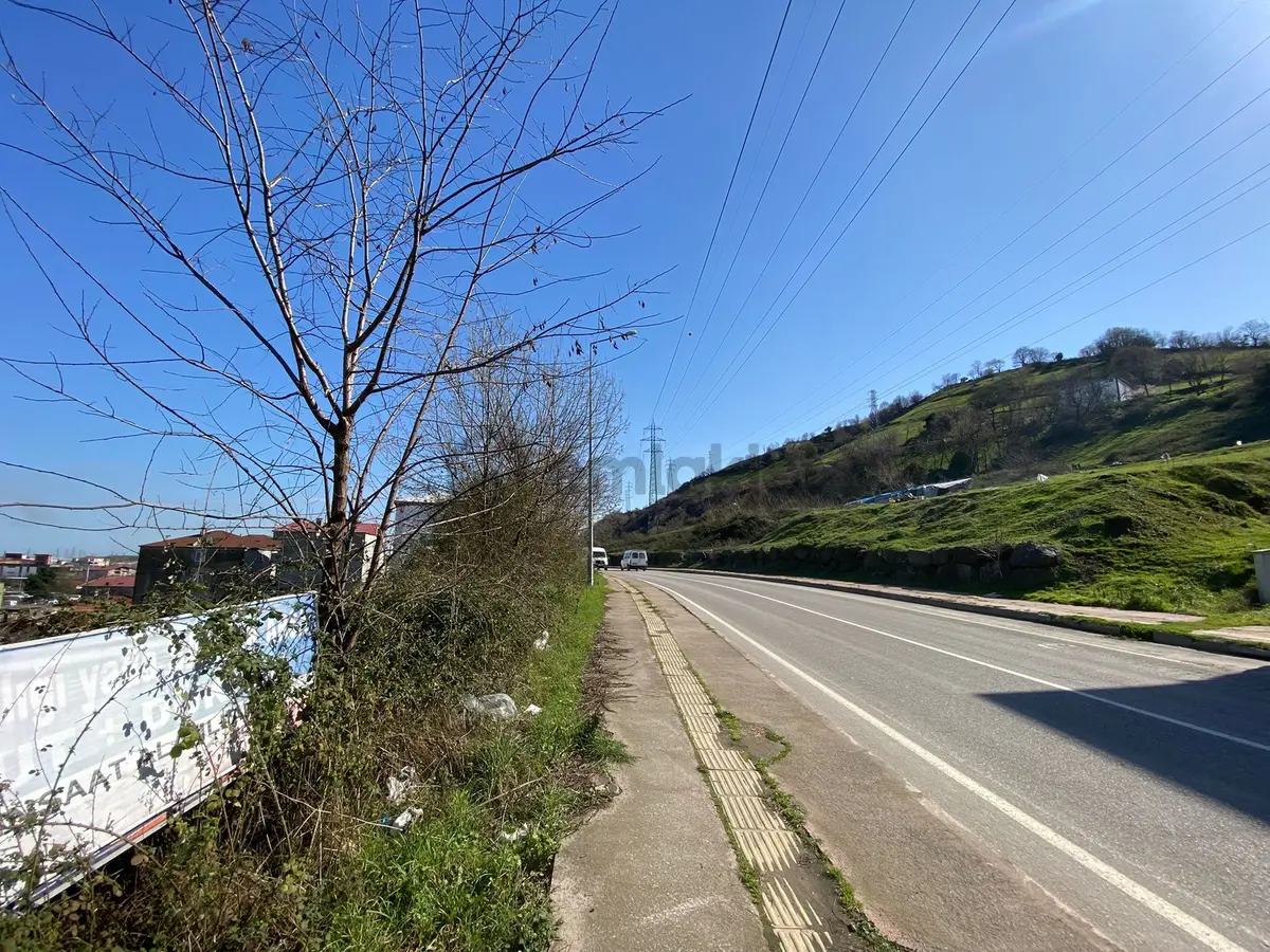 Tekkeköy Kutlukentte Cadde Üzeri Satılık Dükkan - 5
