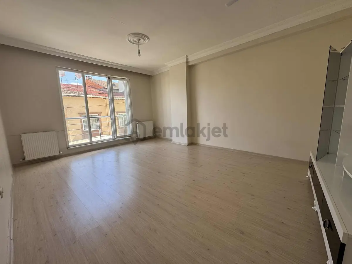 Yenidoğan Merkezde 3+1 Kiralık Daire - 13