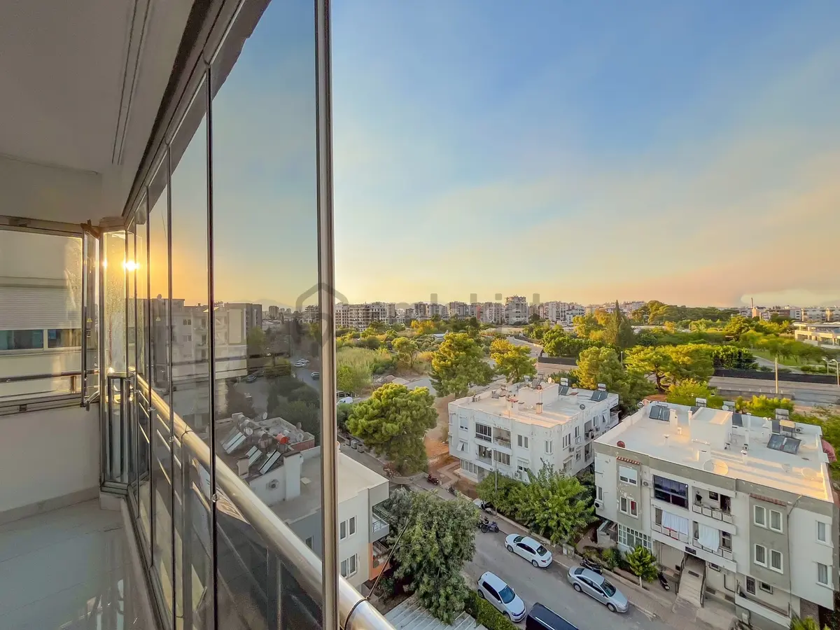 Premıum Site | Cadde Üzeri | Denize 500 Mt | Full Tadilatlı 1+1 - 11