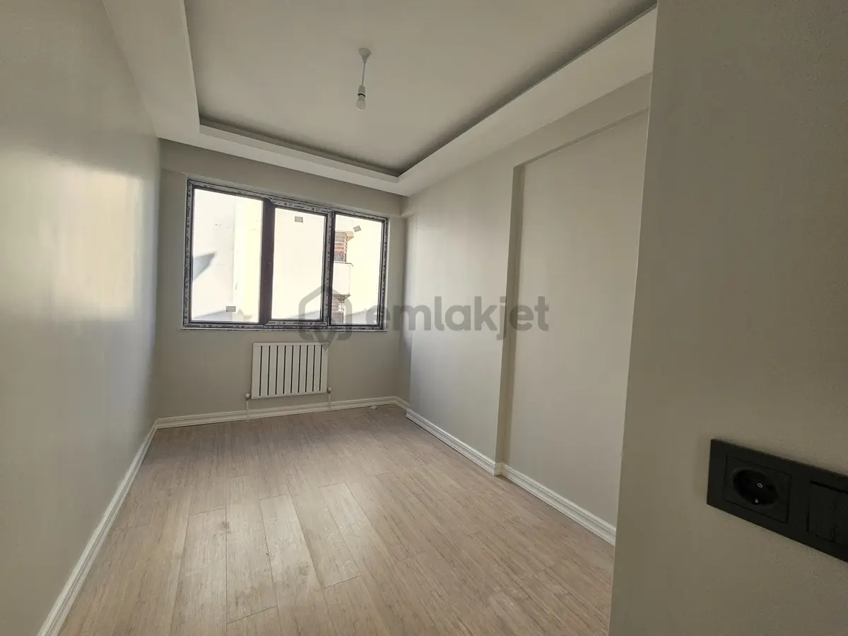 Yeni Rota Emlaktan Yeni Yapı Sıfır 3+1 Daire - 25