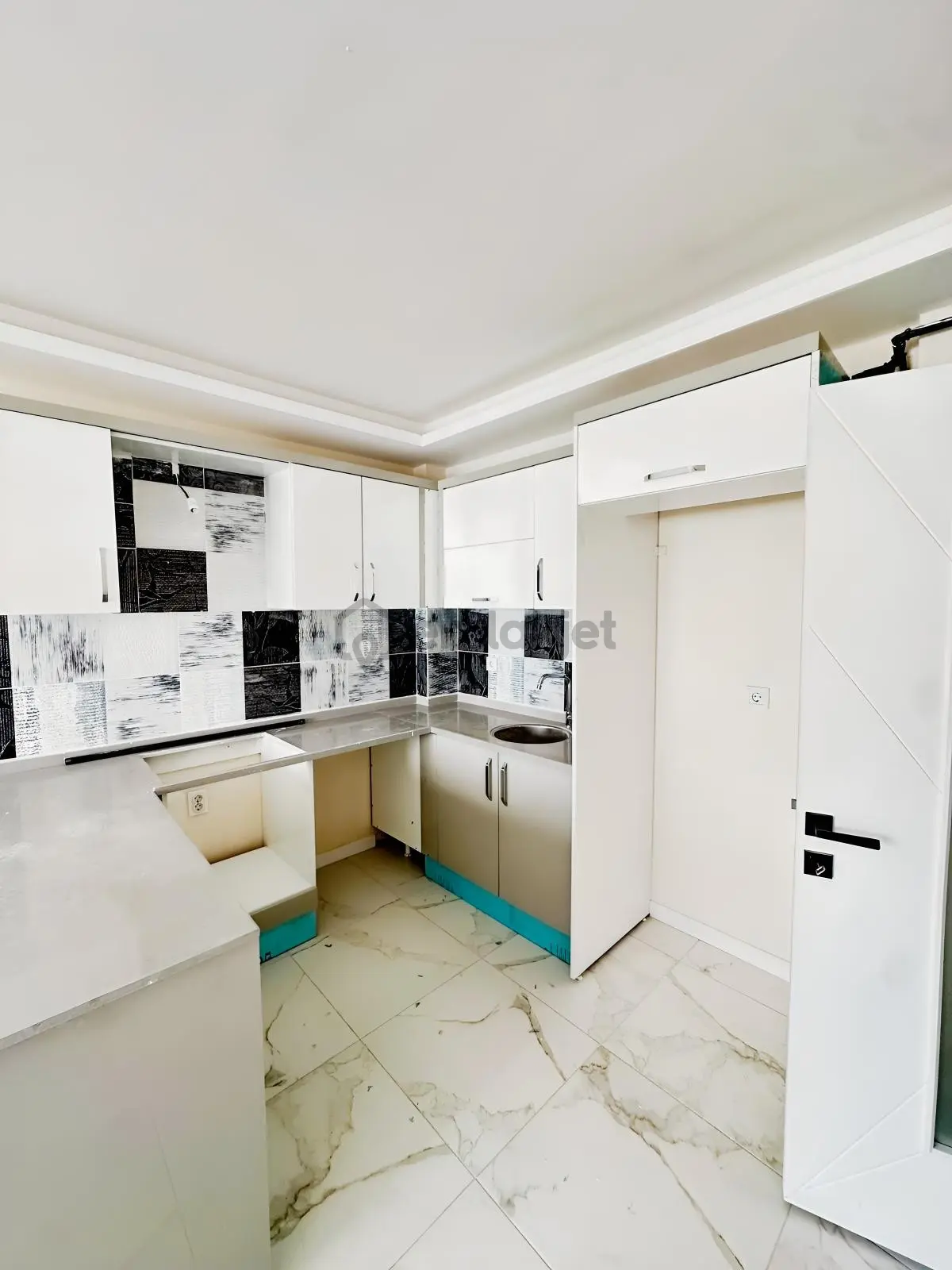 Menemen Site İçerisinde 2+1 Kiralık Daire - 16
