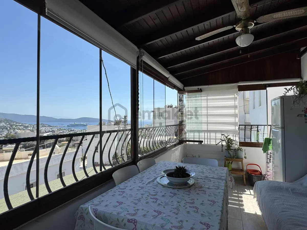 Bodrum Merkezde Deniz Manzaralı Geniş Kiralık Daire - 14