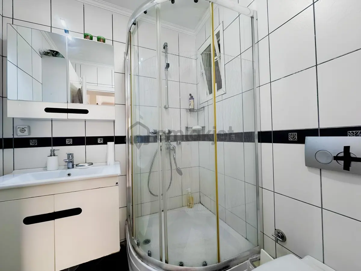 Bodrum Merkezde Deniz Manzaralı Geniş Kiralık Daire - 18