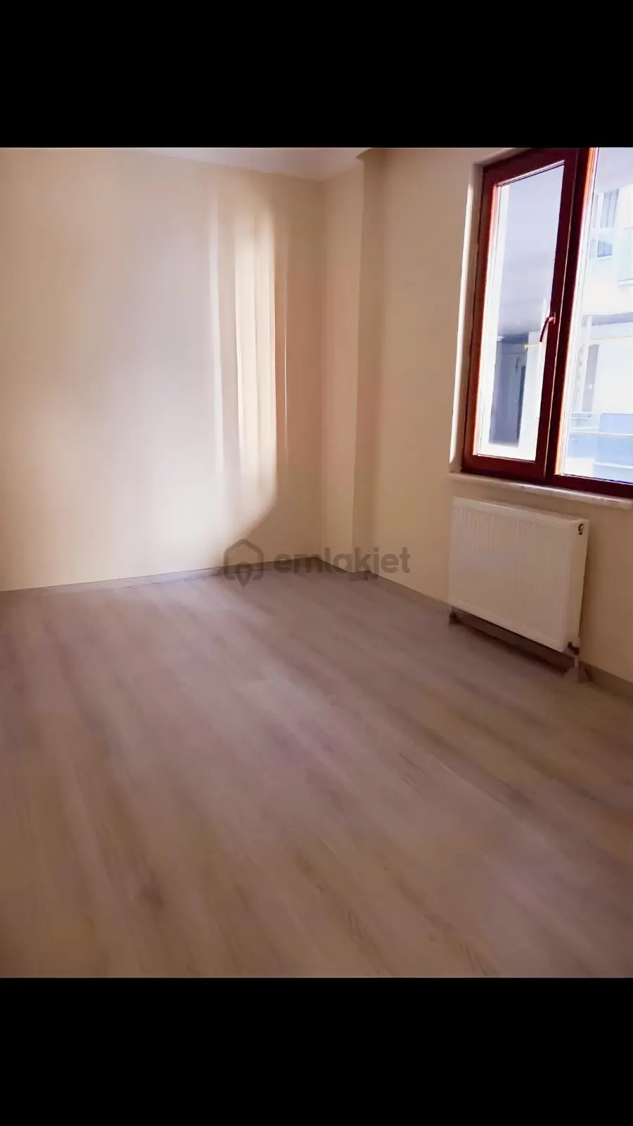 Bağlantı Yolunda Yola Cepheli Ebeveyn Banyolu 2+1 Daire - 11