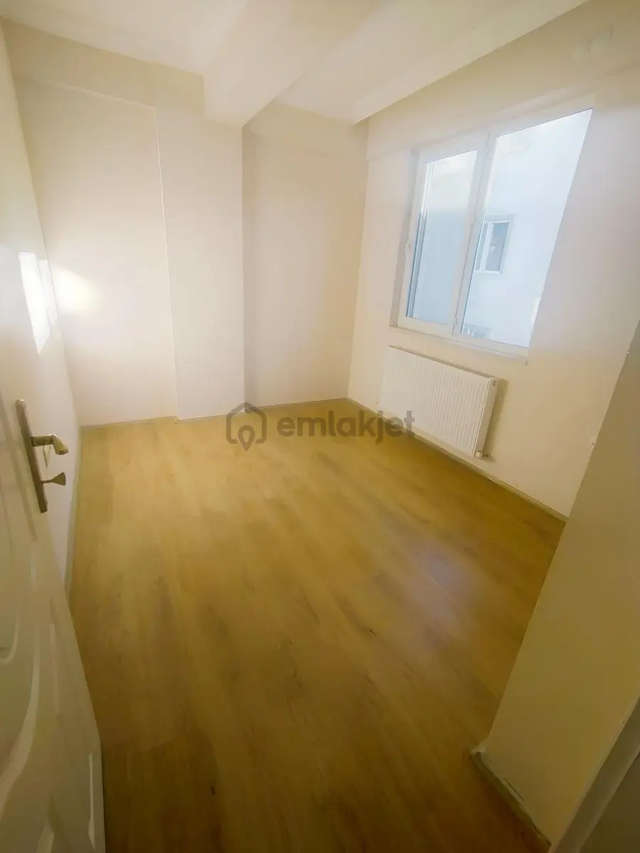 Bağlar Mahallesinde Kiralık 3+1 Arakat Daire - 8