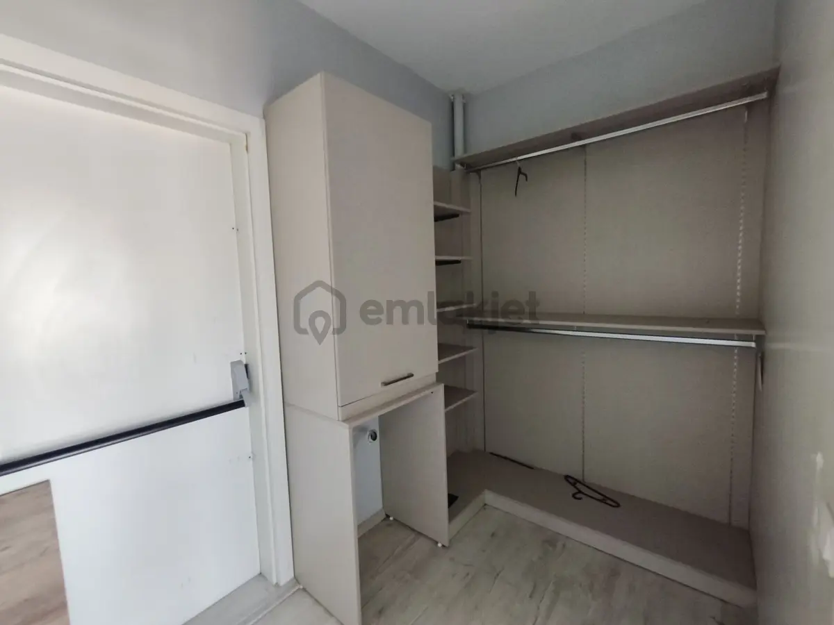 Gürselpaşa Da 2+1 Üç Cephe Kombili Daire - 11