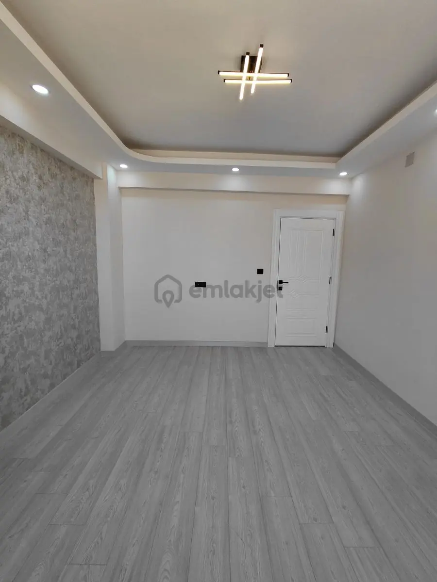 Efsusturan Mahallesinde Satılık Lüks 2+1 Daire - 12