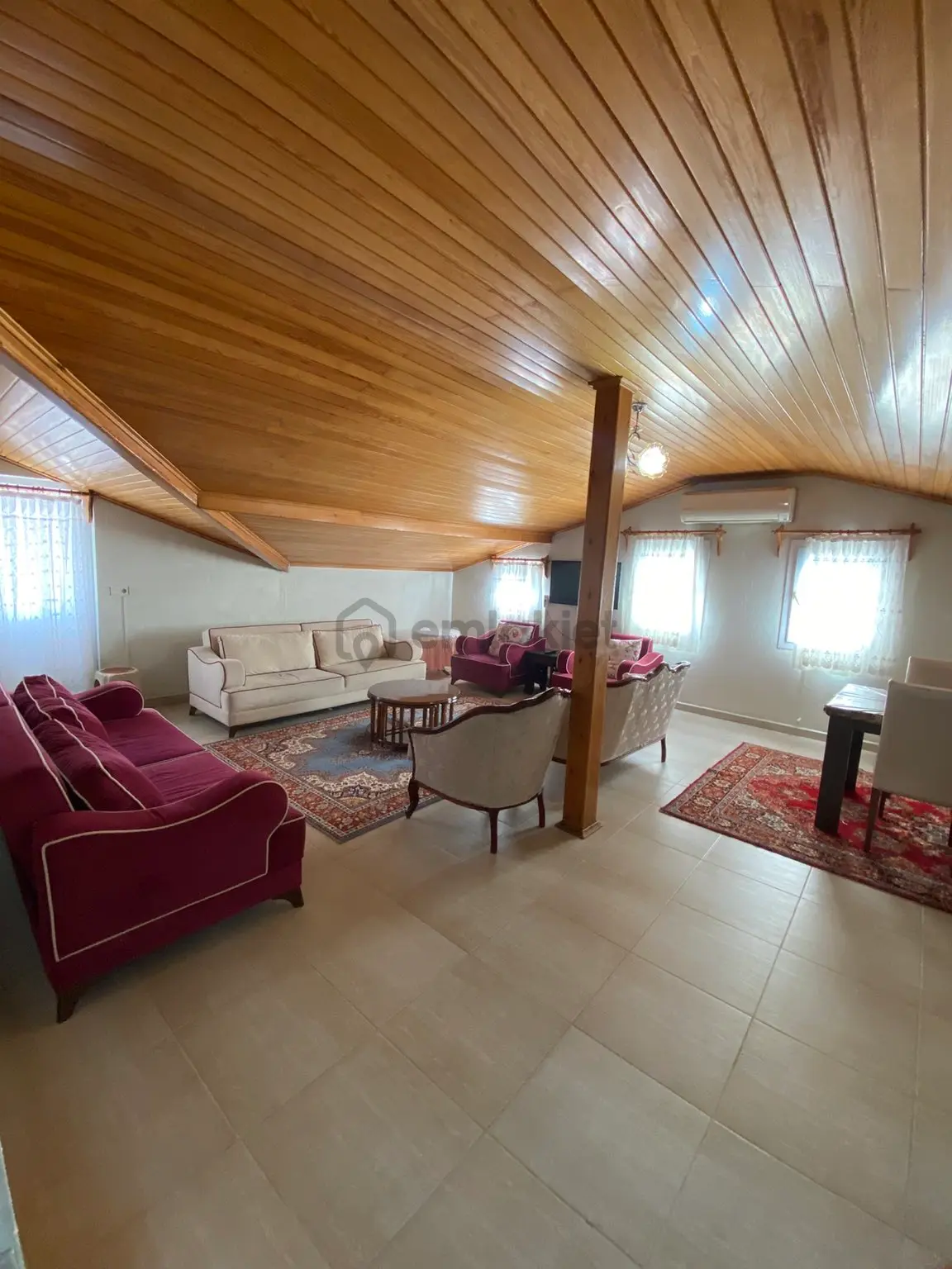 Menteşeoğlu Mahallesinde Eşyalı Kiralık 3+1 Daire - 4
