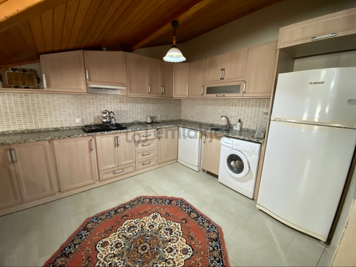 Menteşeoğlu Mahallesinde Eşyalı Kiralık 3+1 Daire - 6