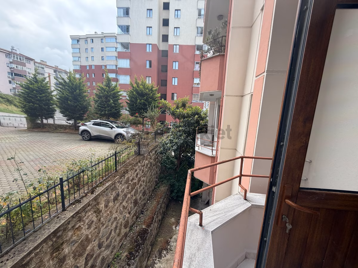 Yeşiltepe Mahallesi Satılık 3+1 Şömineli Ferah Daire - 24