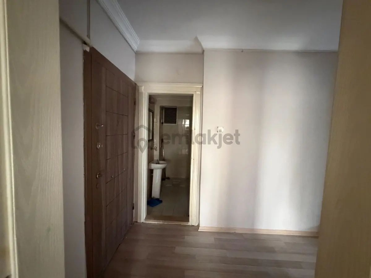 Yeşiltepe Mahallesi Satılık 3+1 Şömineli Ferah Daire - 32