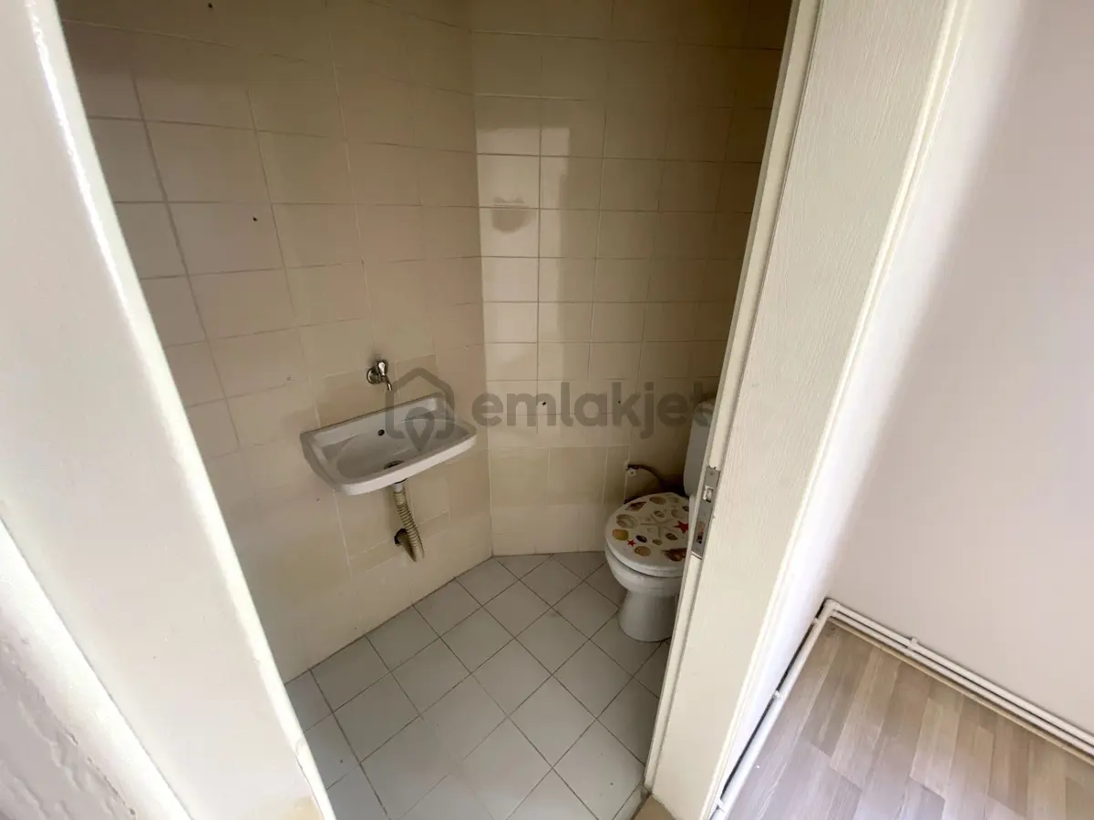 Yeşiltepe Mahallesi Satılık 3+1 Şömineli Ferah Daire - 28