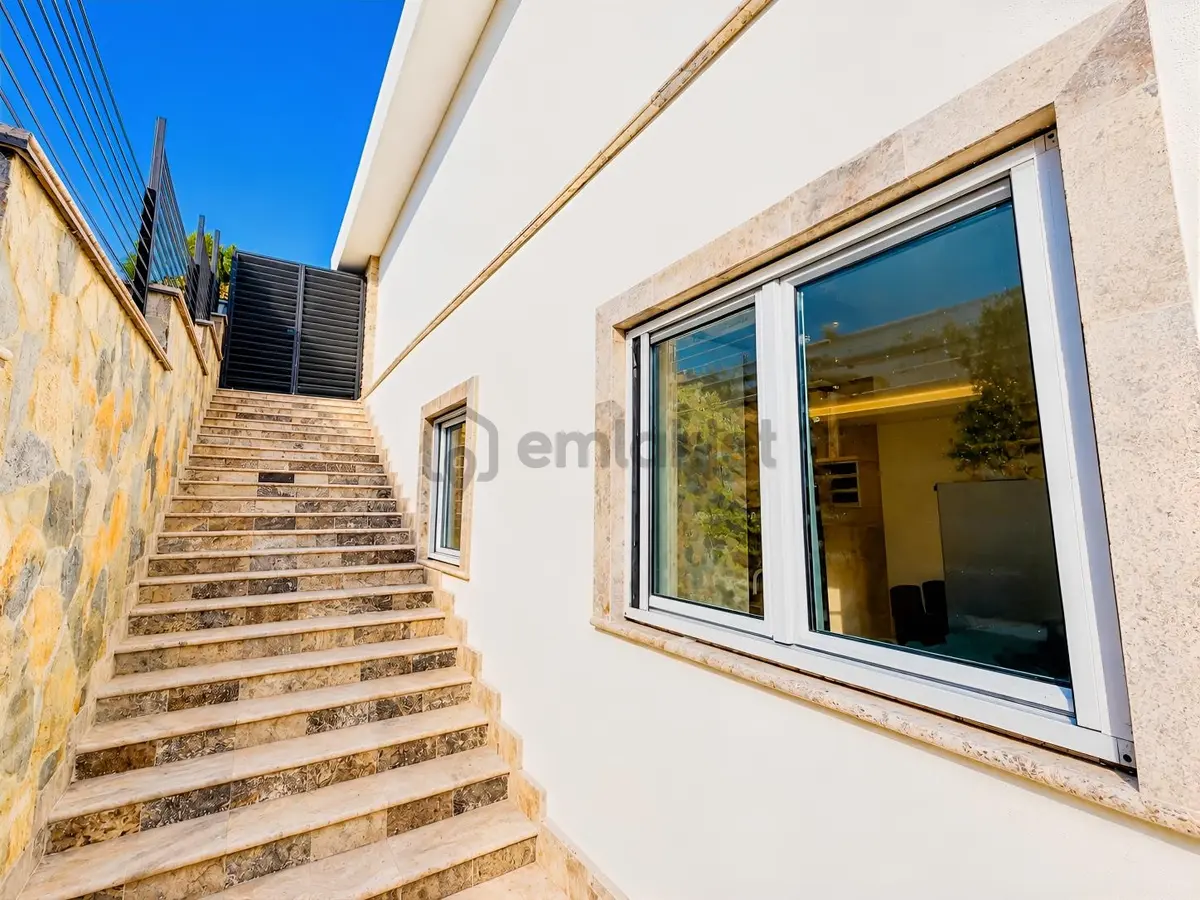 Güzelcede Deniz Manzaralı Müstakil Villa Ve Ticari Alan - 17