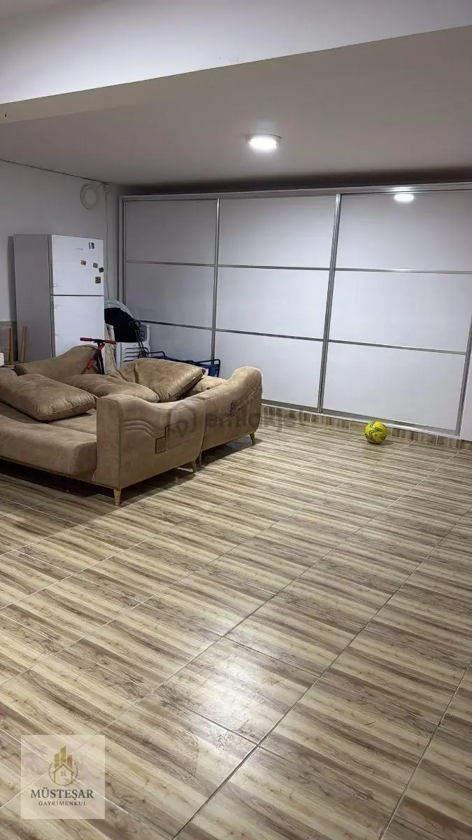 Acil Satılık 5+1 Daire Manzaralı Lüx Geniş Garajlı - 28