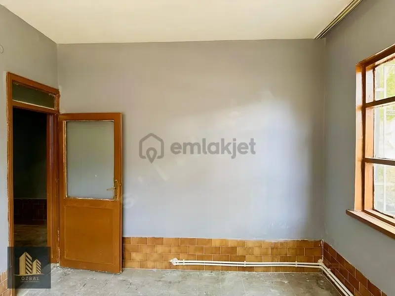 Özbal Emlak Ofis Rızvanağa Cadde Civarı Kiralık 1+1 Daire - 5