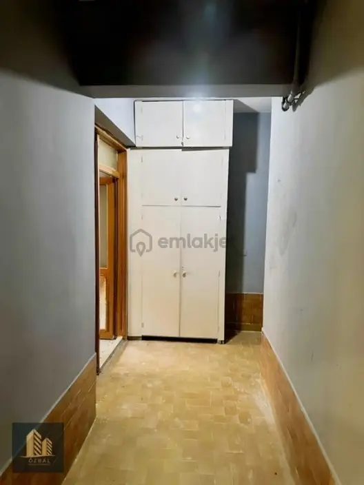 Özbal Emlak Ofis Rızvanağa Cadde Civarı Kiralık 1+1 Daire - 3
