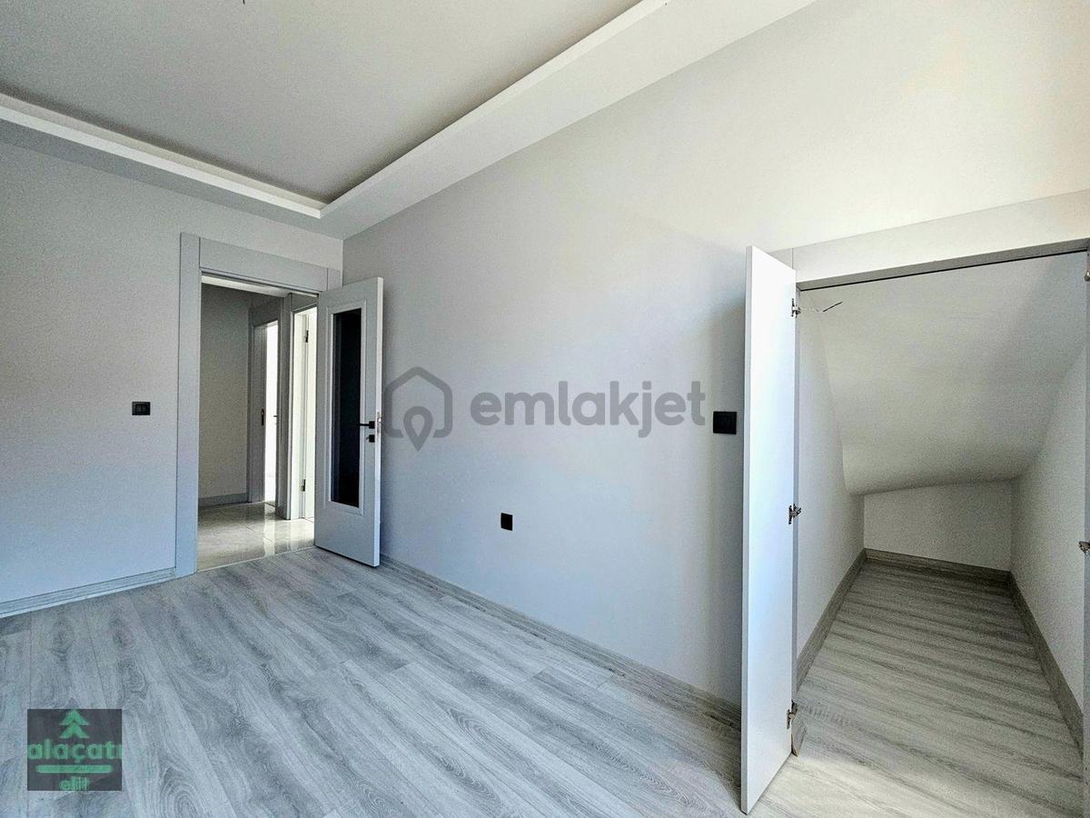 İncek Taşpınar'da Kapalı Mutfak İskan Ebeveyn Banyo Satılık 4+1 - 6