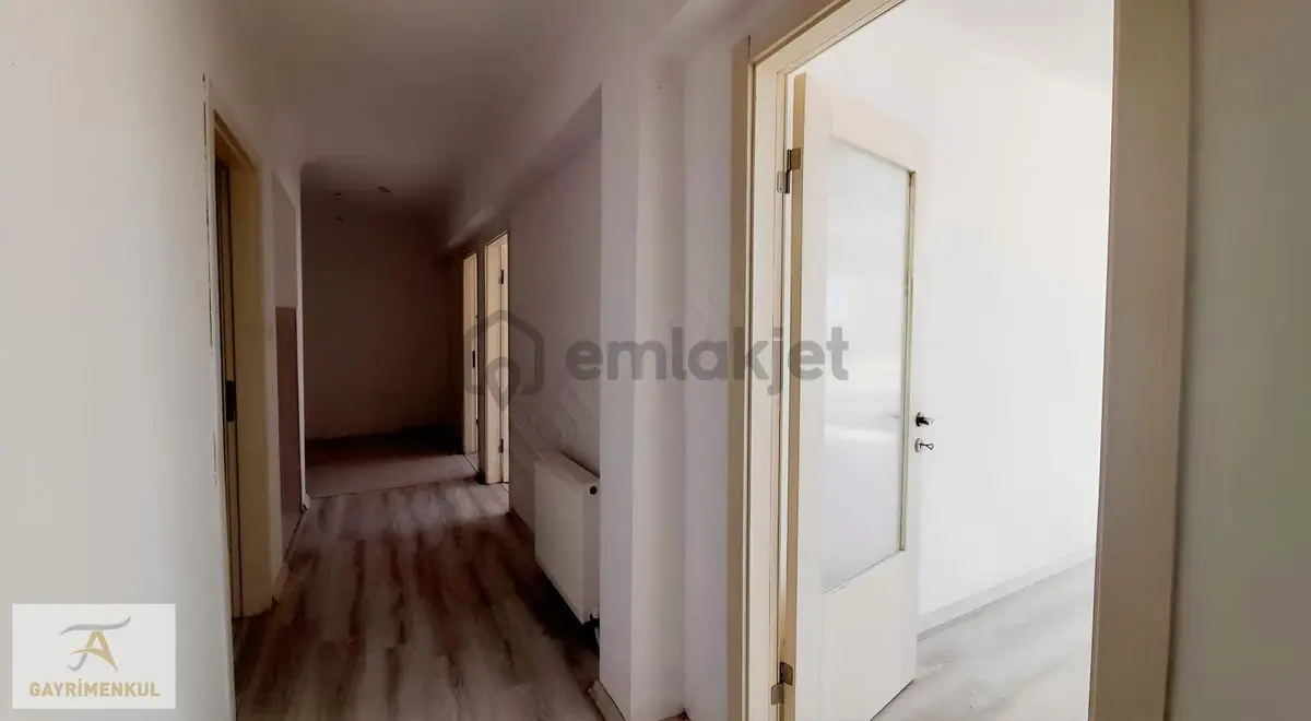 Ali Özcan'dan Site İçinde Kat Konumunda Y.giriş_3+1 - 28