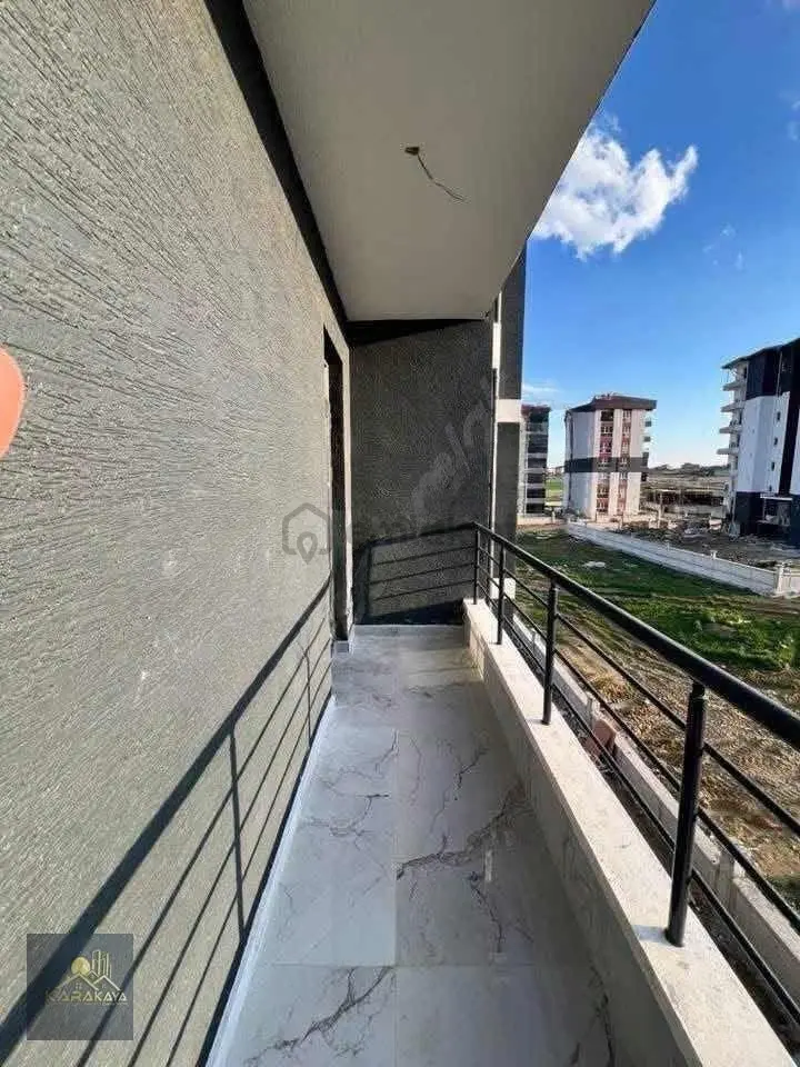 Karakaya'dan Şentepe Sol'da Ara Kat Full Yapılı Daire - 12