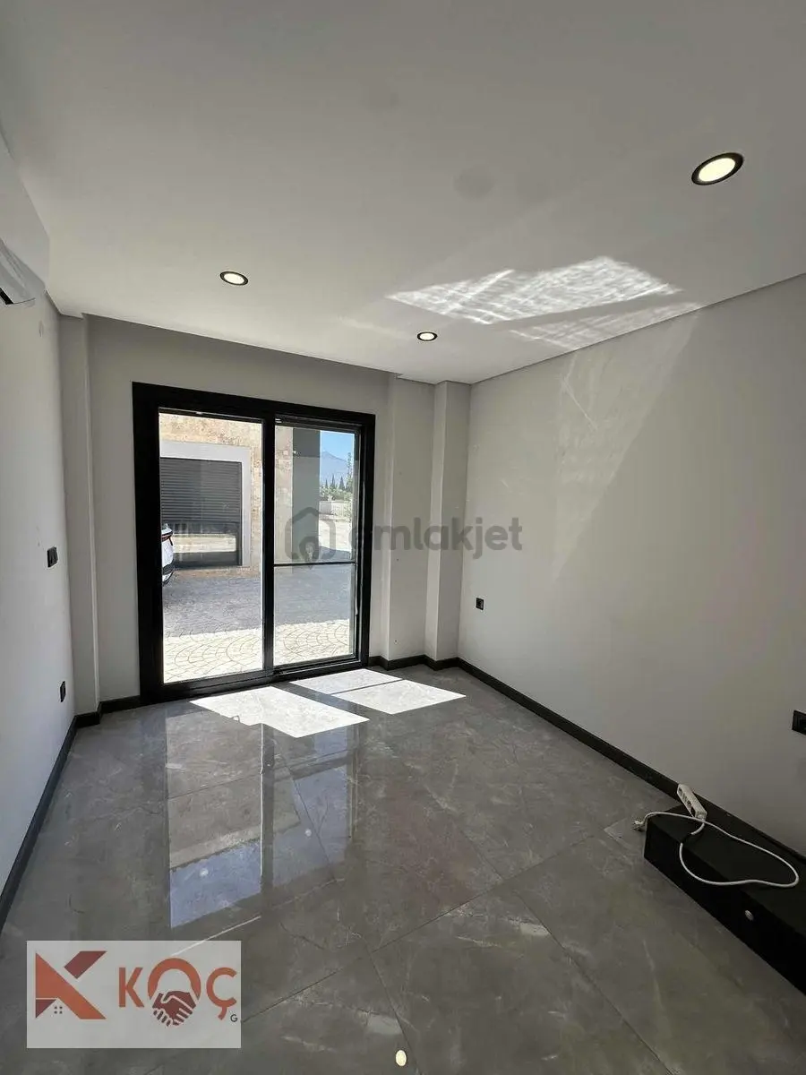 Davutlar'da 4+1 Özel Havuzlu Kiralık Villa - 16