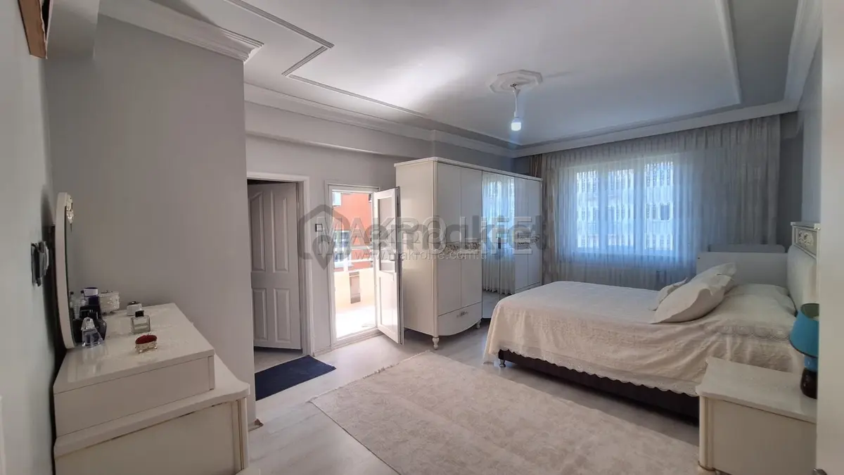 Tesisler De 3+1 Full Bakımlı Satılık Daire - 14
