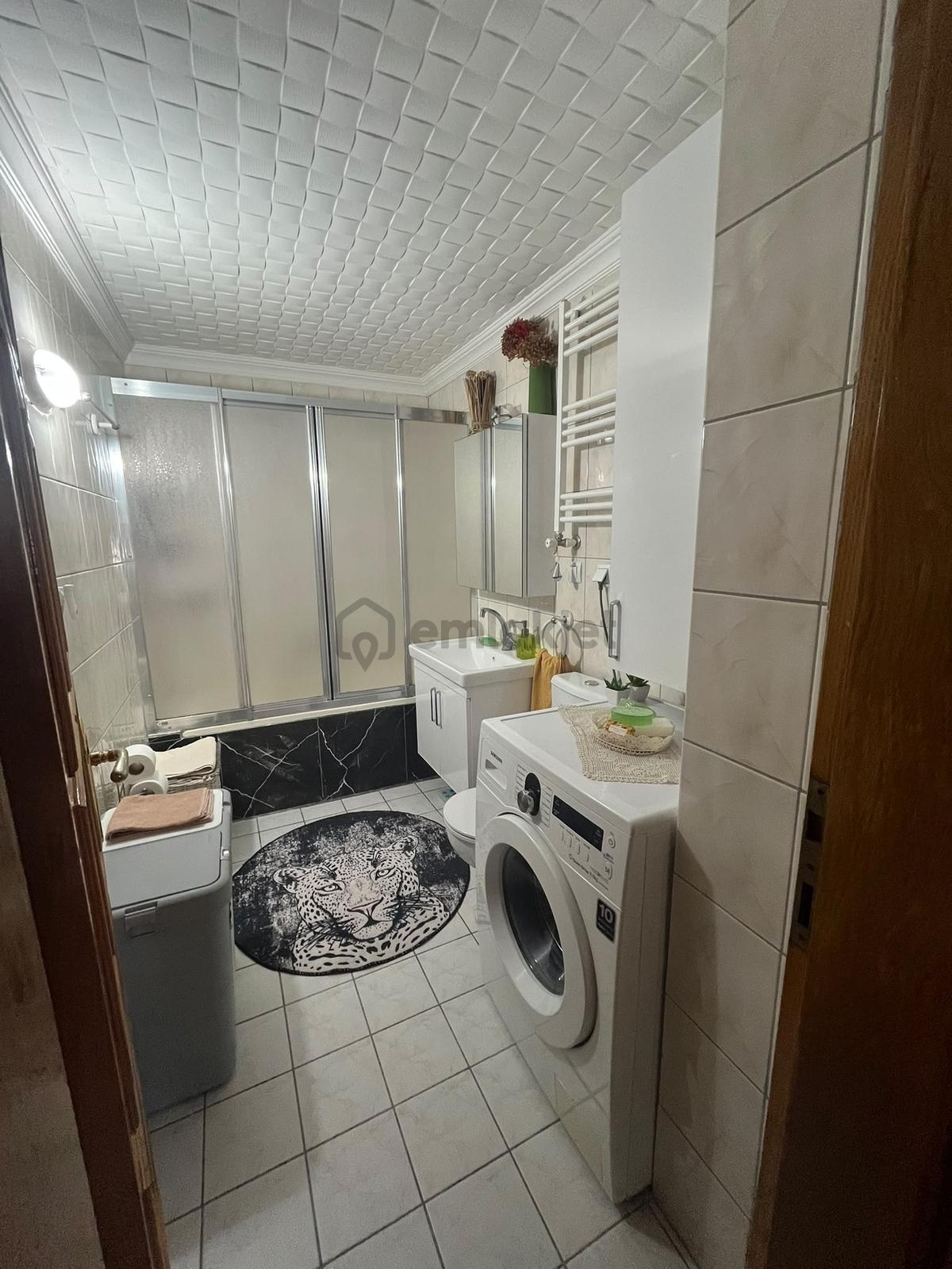 Bahçelievlerde İçi Yenilenmiş, Satılık 3+1 Daire - 11