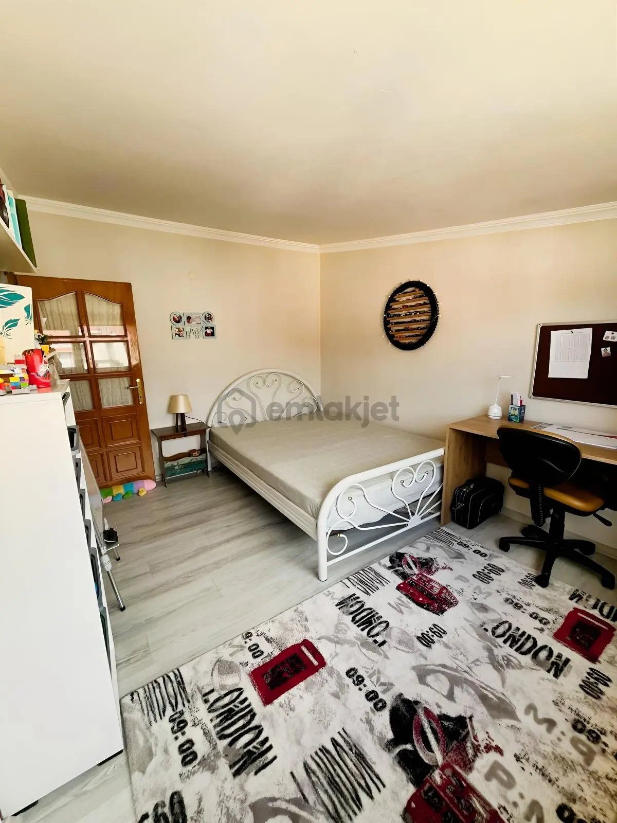 Bahçelievlerde İçi Yenilenmiş, Satılık 3+1 Daire - 9