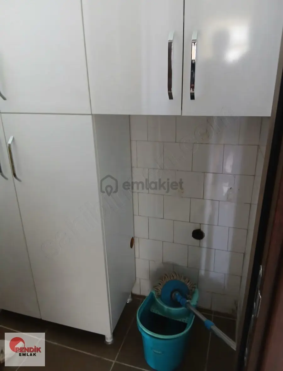 Pendik Çarşı Merkezde Satılık 3+1 Daire. - 10