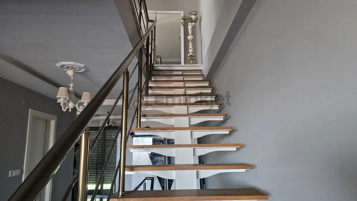 Villakent'te 3+2 Havuzlu Villa - 10