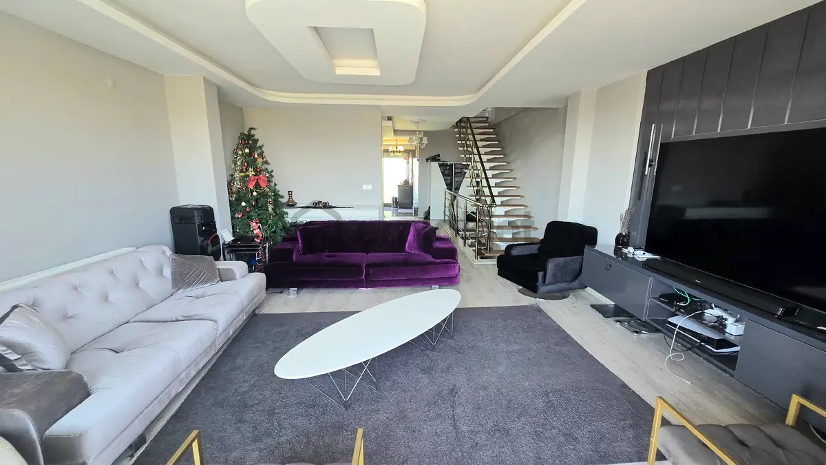 Villakent'te 3+2 Havuzlu Villa - 7