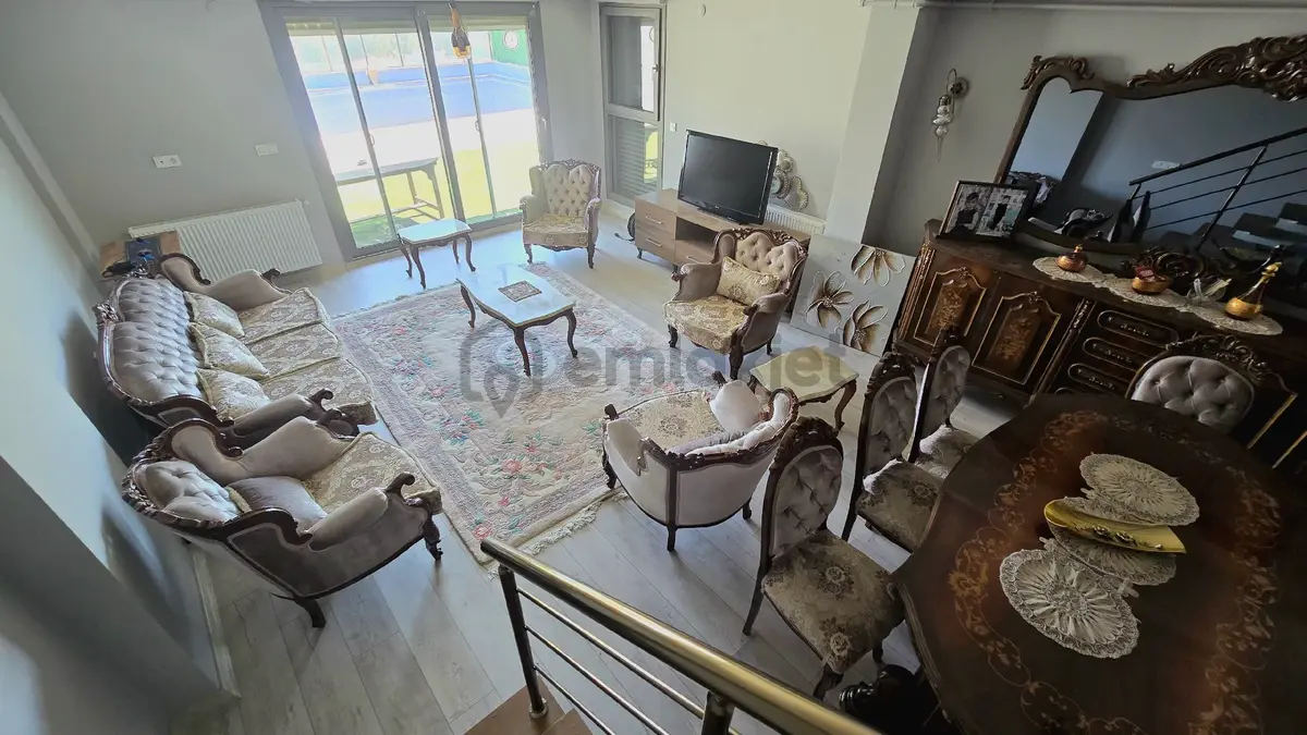 Villakent'te 3+2 Havuzlu Villa - 21