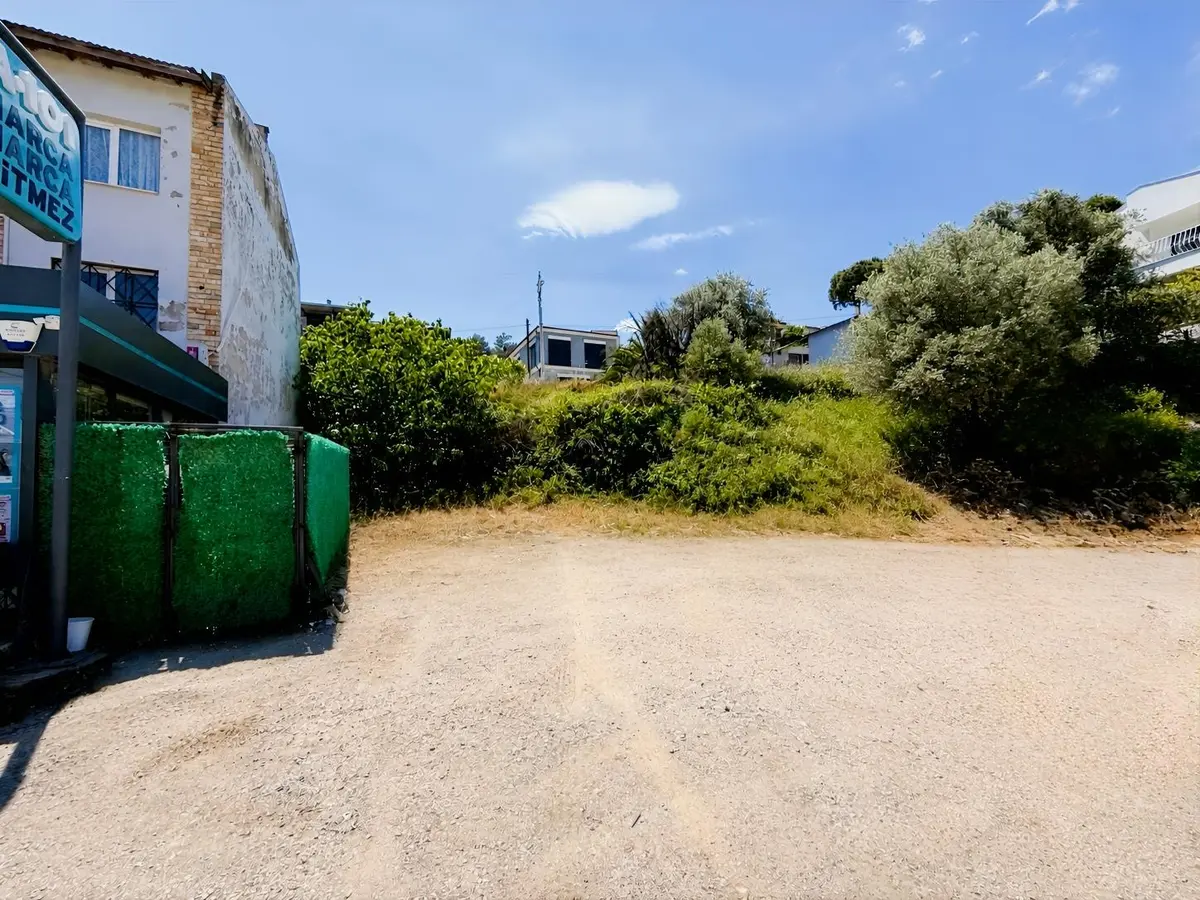 Urla Balıklıova Satılık İmarlı Arsa