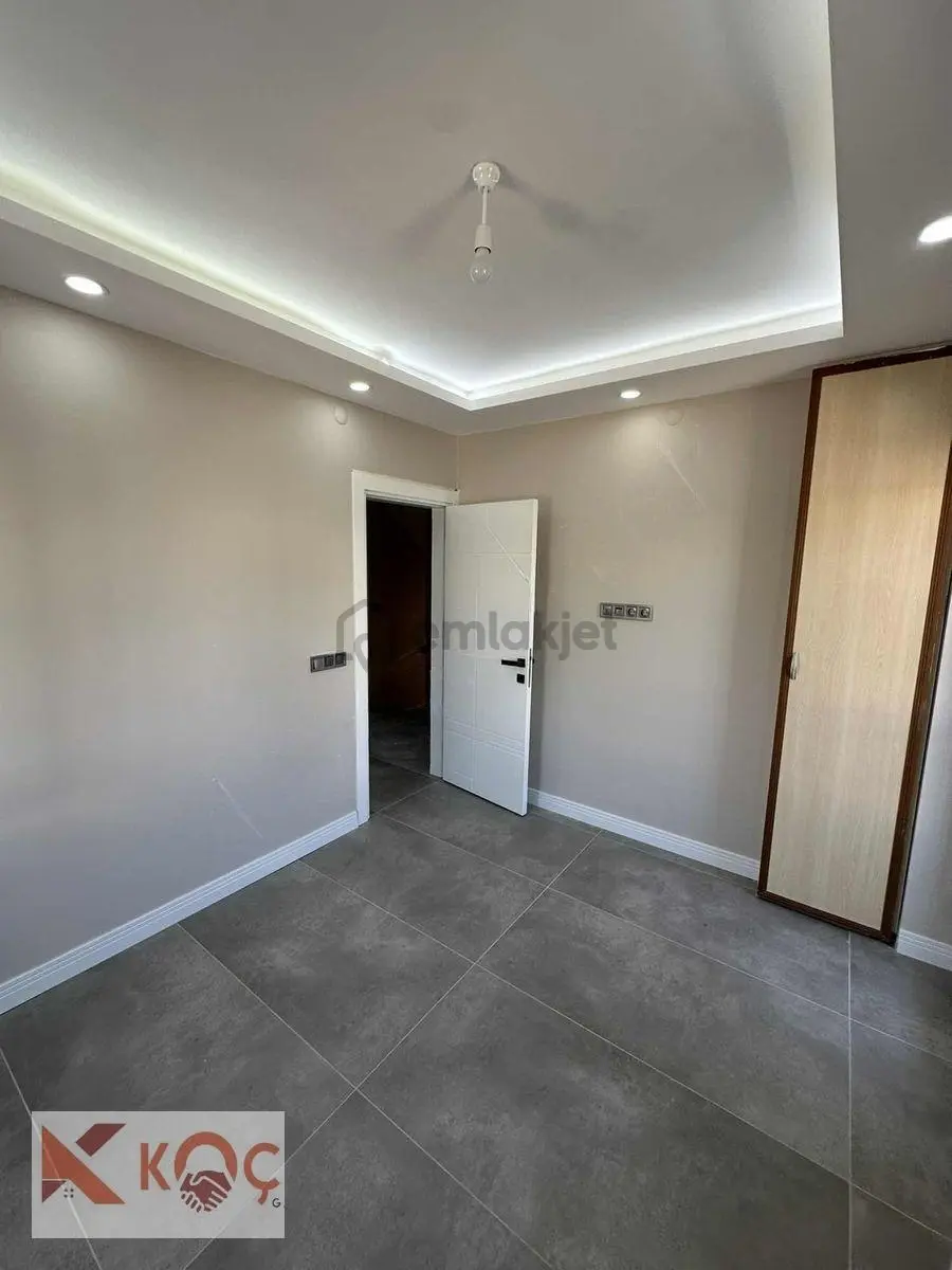 Marina'da 6+2 Satılık Full Tadilatlı Villa - 30
