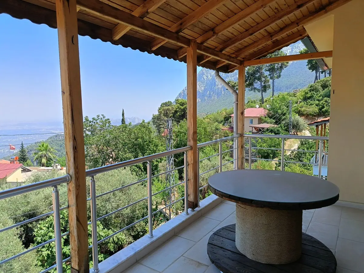 Çağlarca'da Şehir Ve Deniz Manzaralı Satılık Villa - 9