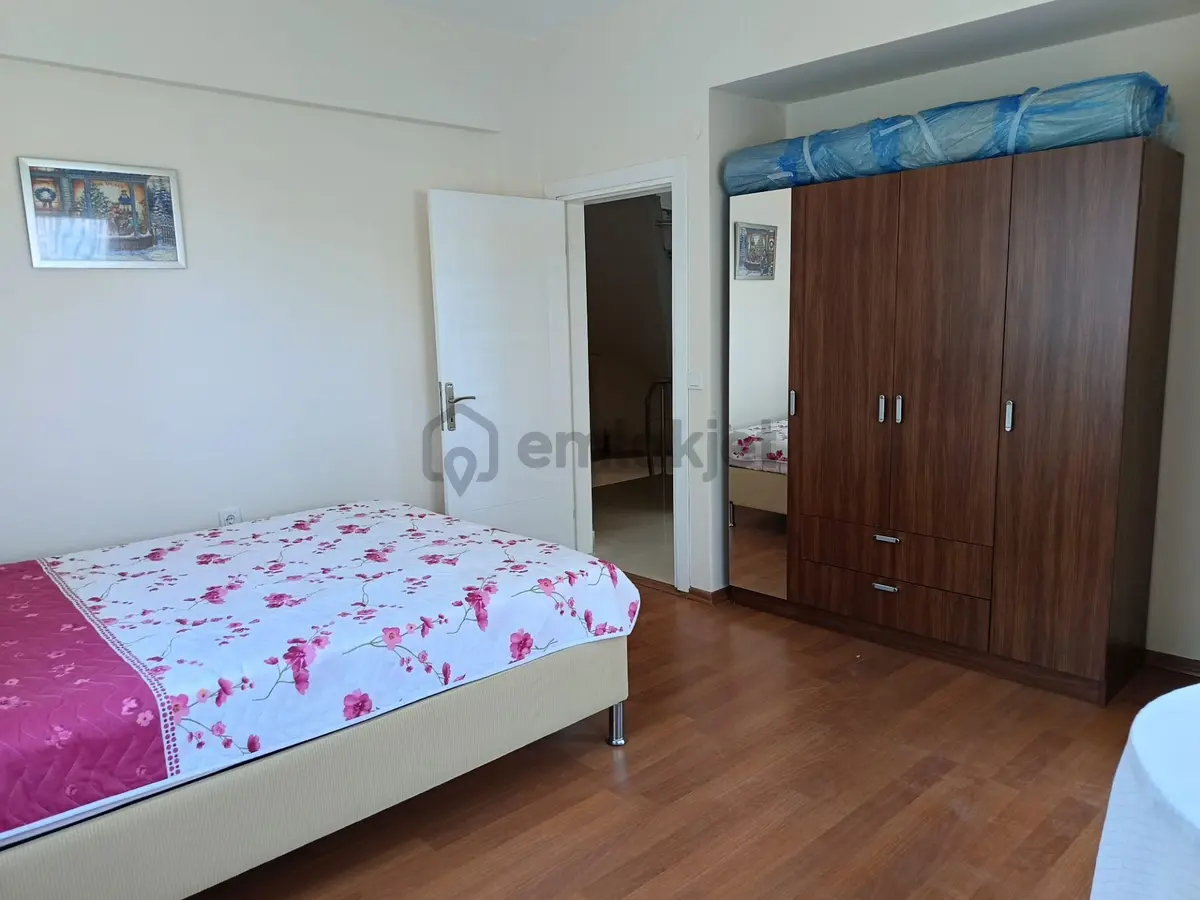 Çağlarca'da Şehir Ve Deniz Manzaralı Satılık Villa - 18