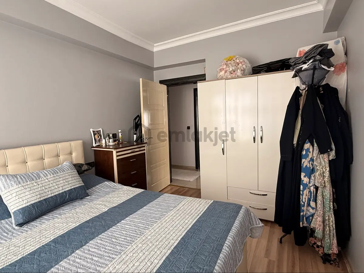 Radison Blue Arkası Şehir Manzaralı Geniş Daire - 9