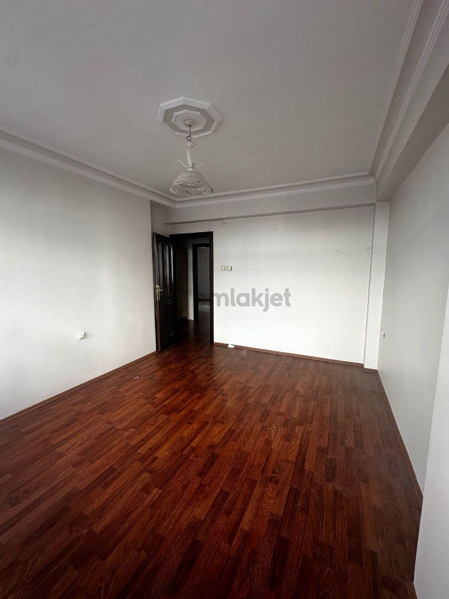 Çiftlikte Kiralik Kullanıslı Kıralık Temız 3+1 - 25