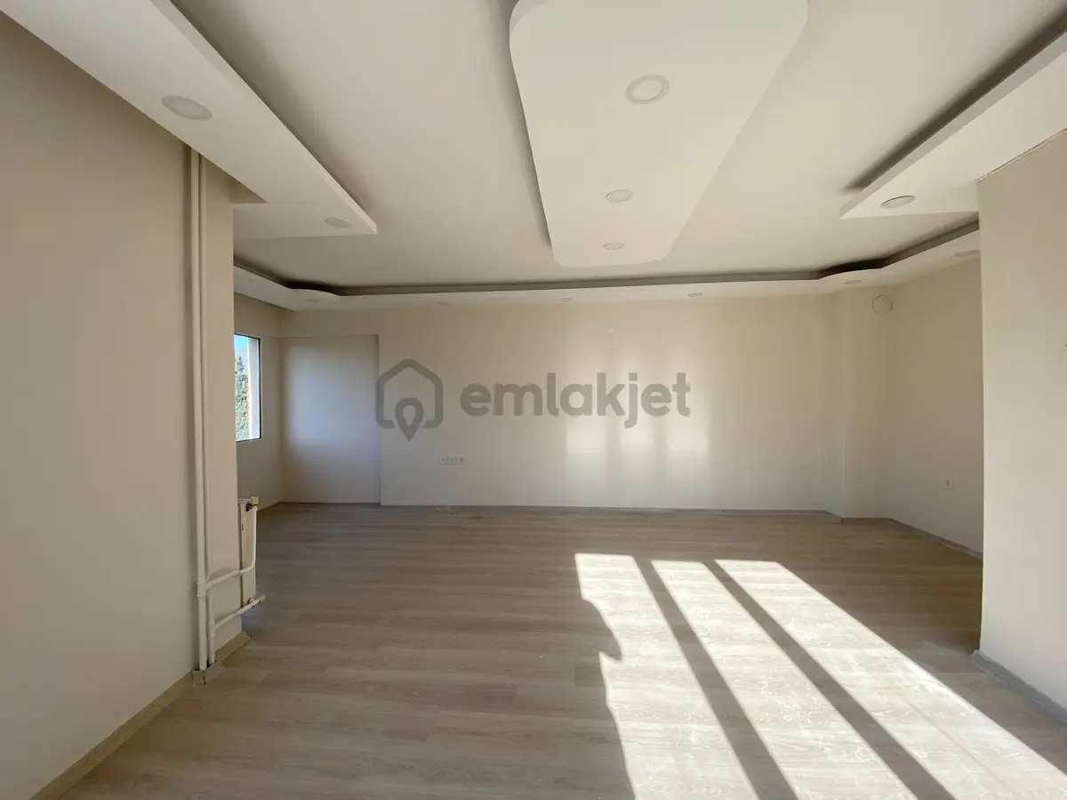 Bornova M.kemal Caddesinde Kiralık 3+1 Daire - 4