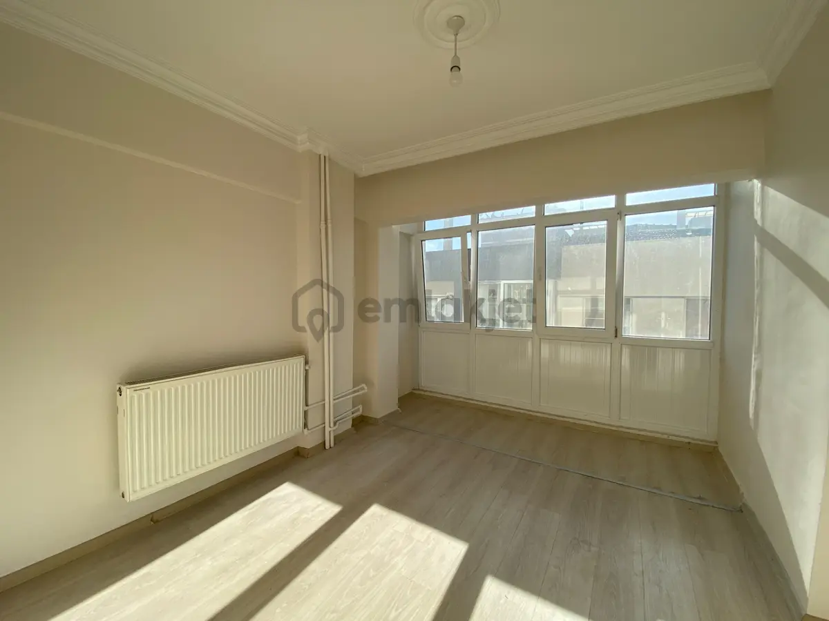 Bornova M.kemal Caddesinde Kiralık 3+1 Daire - 26