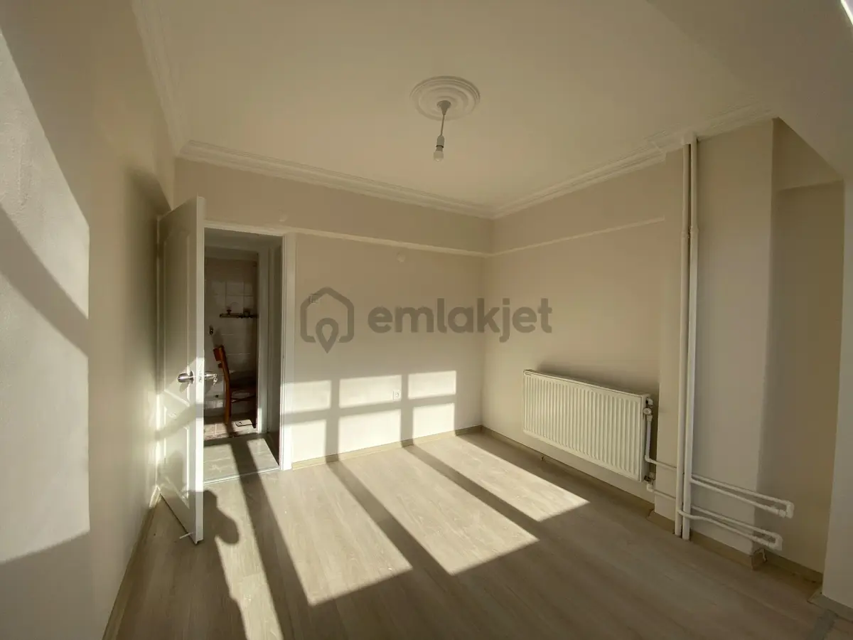 Bornova M.kemal Caddesinde Kiralık 3+1 Daire - 30