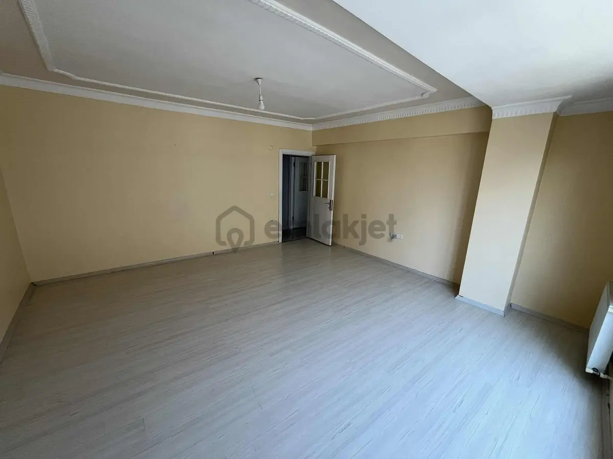 Esenyurt Da Kiralık 3+1 - 9