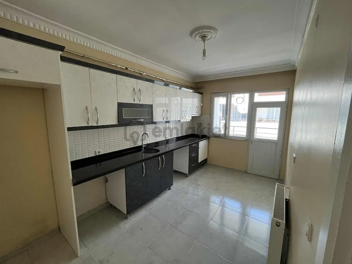 Esenyurt Da Kiralık 3+1 - 10